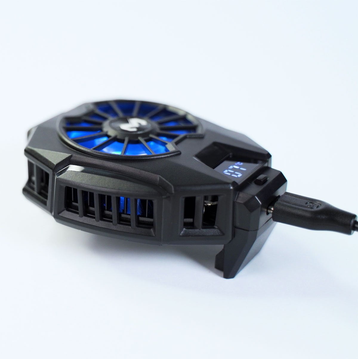 📱⚡Portable Semiconductor Phone Cooler Fan – Multi-function Gaming Cooling Device⚡📱